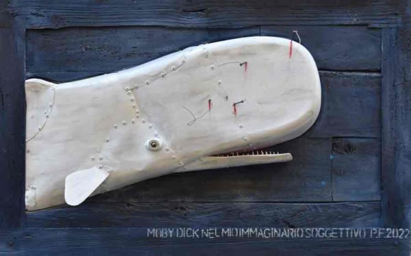 Moby Dick nel mio immaginario soggettivo, scultura in legno di recupero, cm 130x70